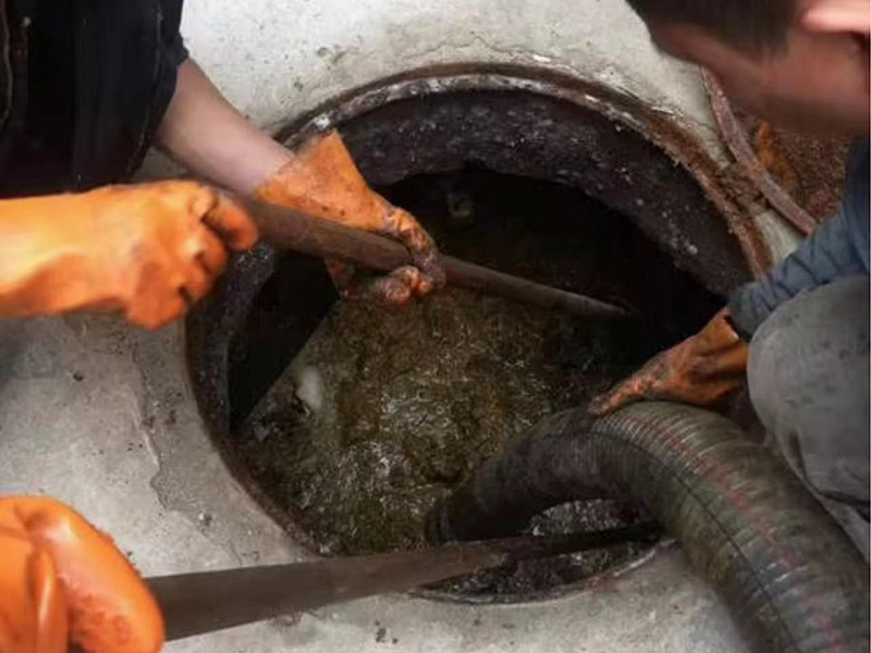 宜昌清理化粪池时如何避免沼气的危害?